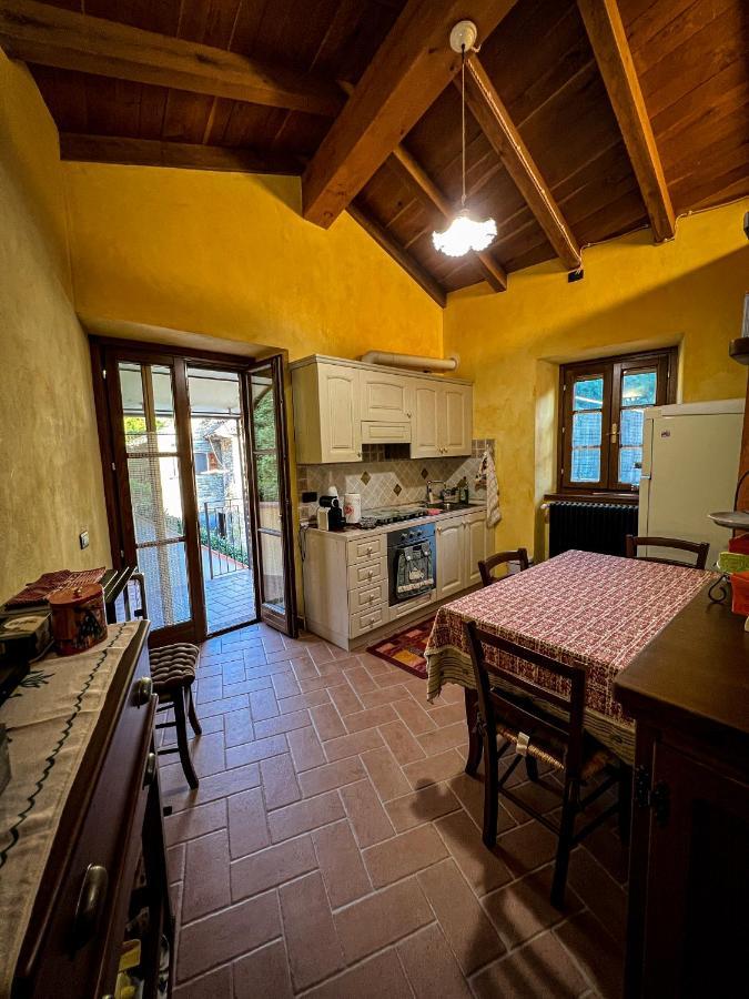 Old Village Linda - Tra Lunigiana & Cinque Terre Comano  Eksteriør bilde